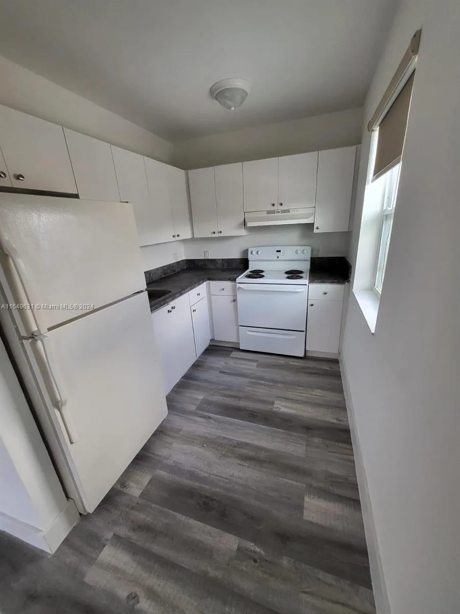 1556 NW 62nd Ter # 1, Miami FL 33147