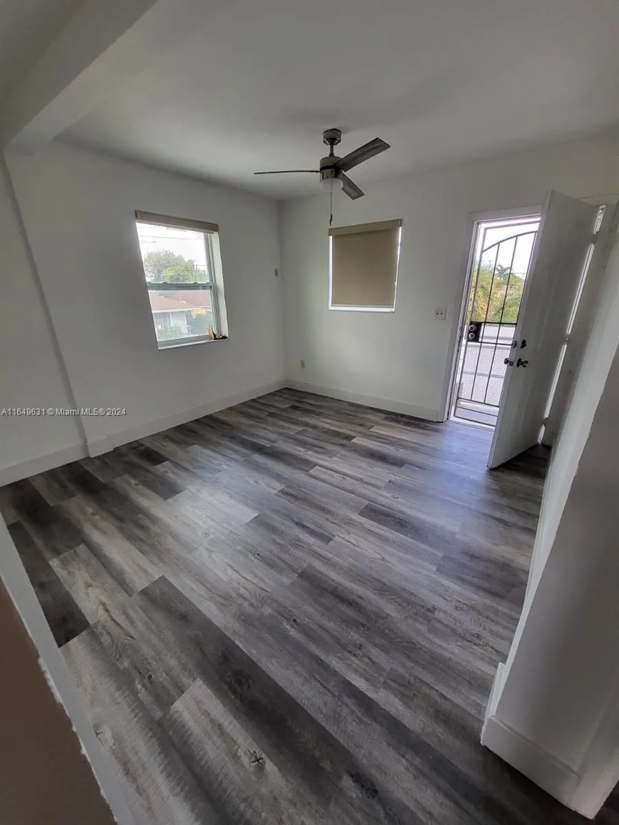 1556 NW 62nd Ter # 1, Miami FL 33147