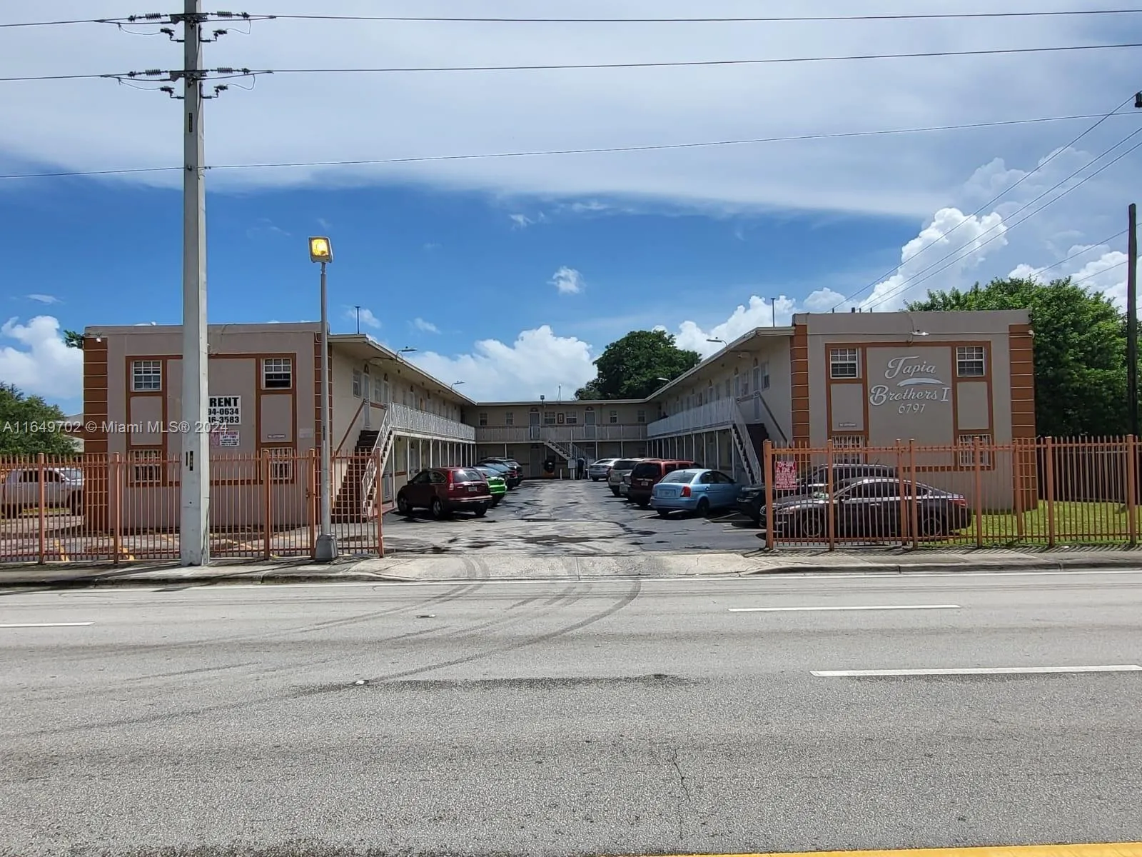 1 bedroom 1 bath for rent at 6791 NW 22nd Ave # 9, Miami FL 33147