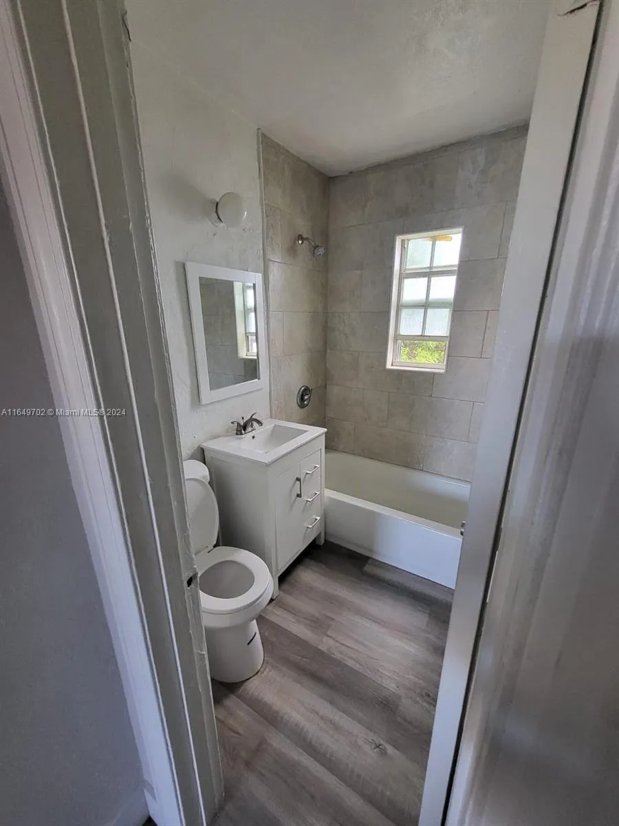 6791 NW 22nd Ave # 9, Miami FL 33147