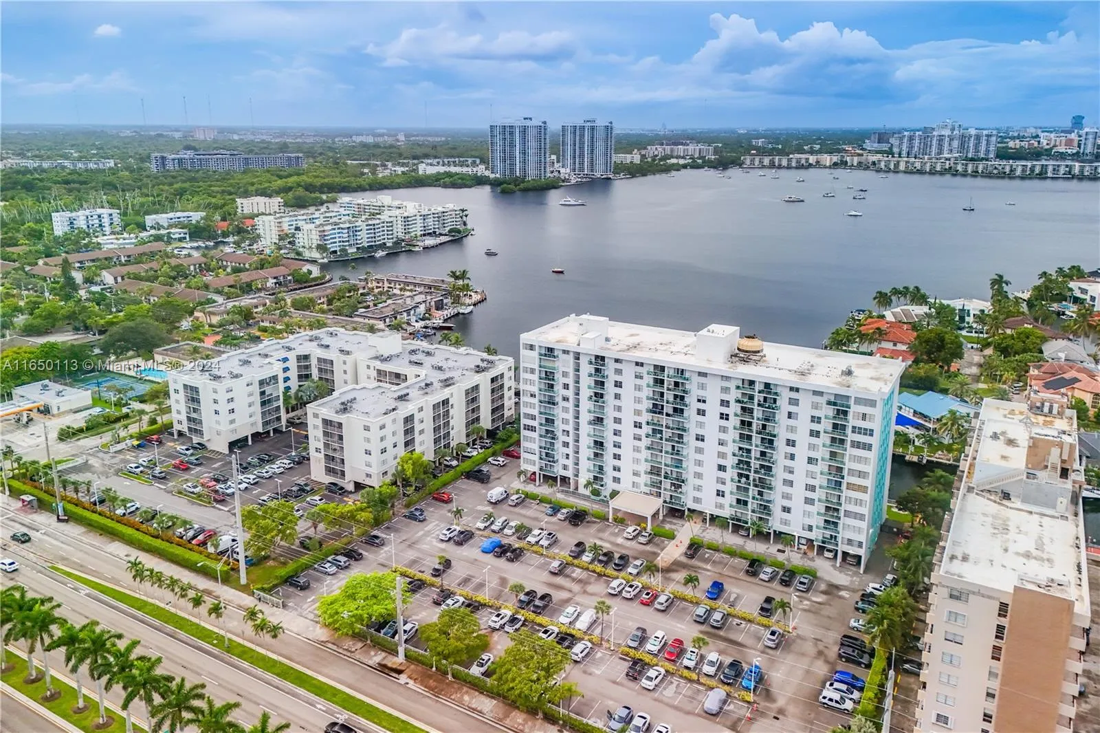 2841 NE 163rd St # 704, North Miami Beach FL 33160