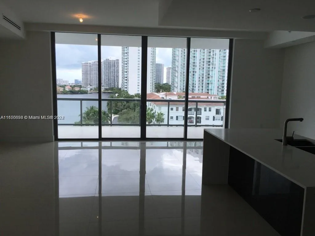 3300 NE 188 ST # 610, Aventura FL 33180