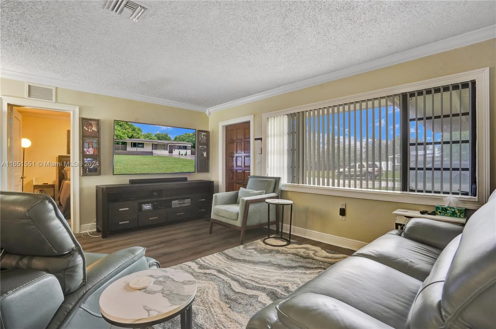 770 NW 175th Dr, Miami Gardens FL 33169