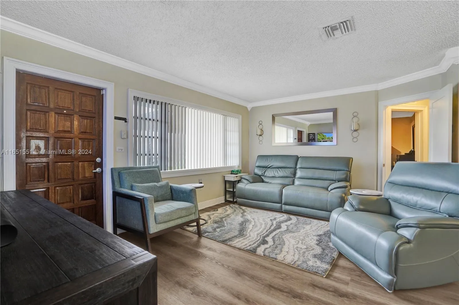 770 NW 175th Dr, Miami Gardens FL 33169