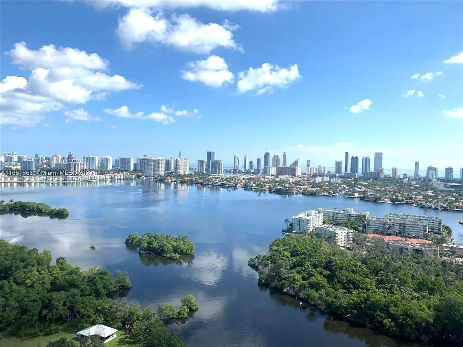 16385 Biscayne Blvd # 1201, North Miami Beach FL 33160