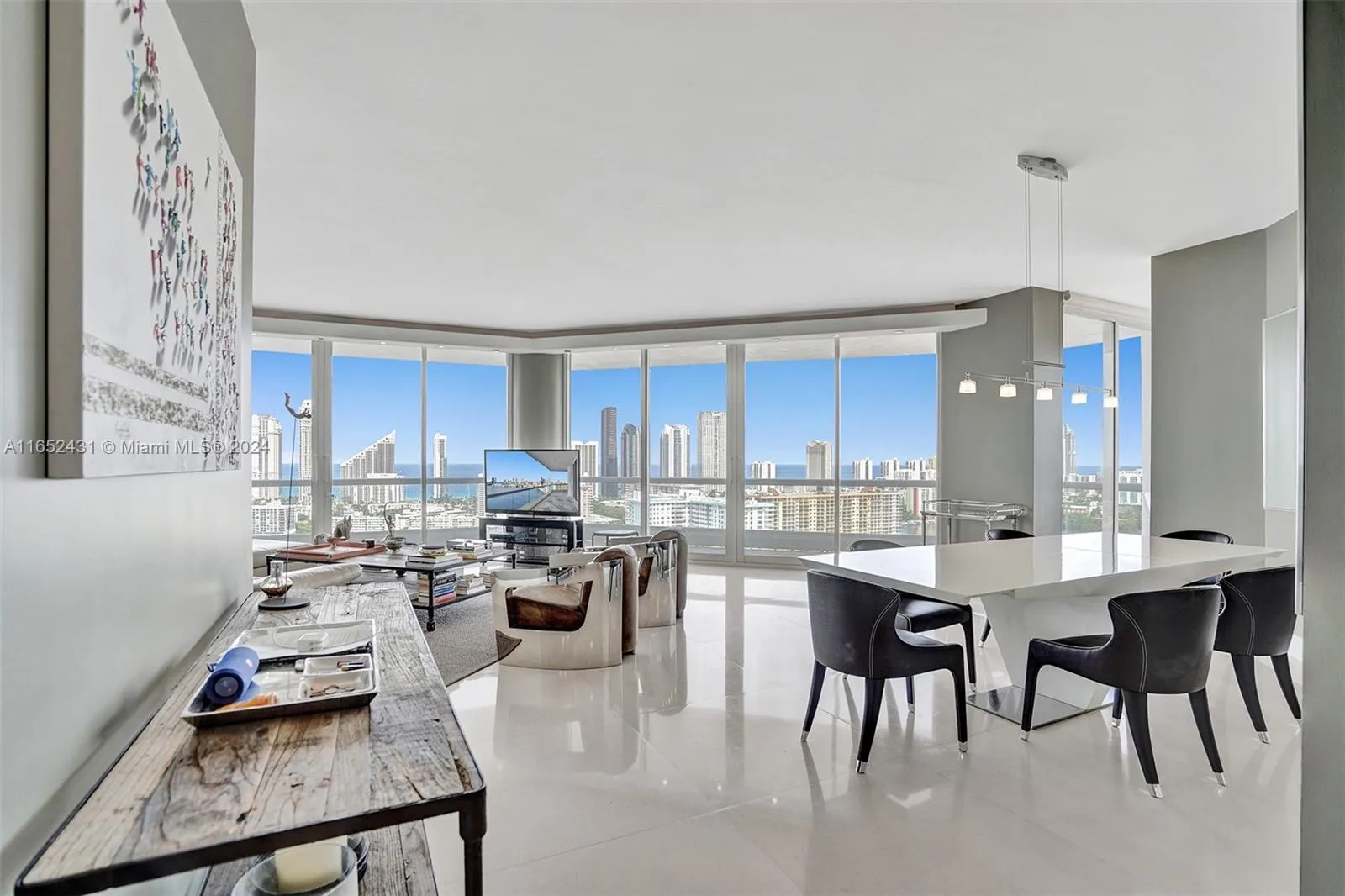 6 bedroom 8 bath for sale at 2600 Island Blvd # 3, Aventura FL 33160