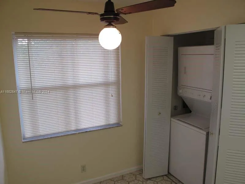 7591 NW 1st St # 304, Margate FL 33063