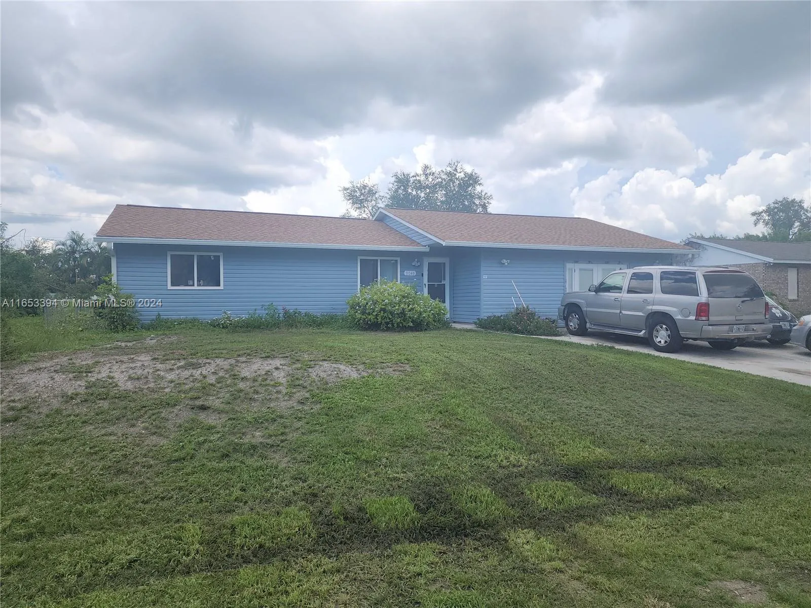 3 bedroom 2 bath for sale at 11048 VANESSA AV., Other City - In The State Of Florida FL 34224