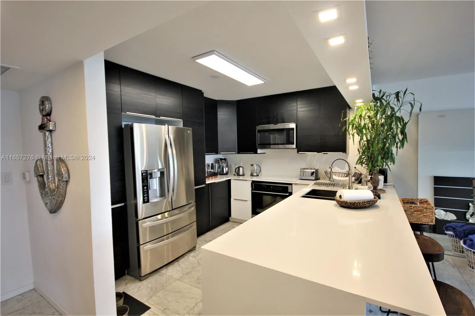 5151 Collins Ave # 933, Miami Beach FL 33140