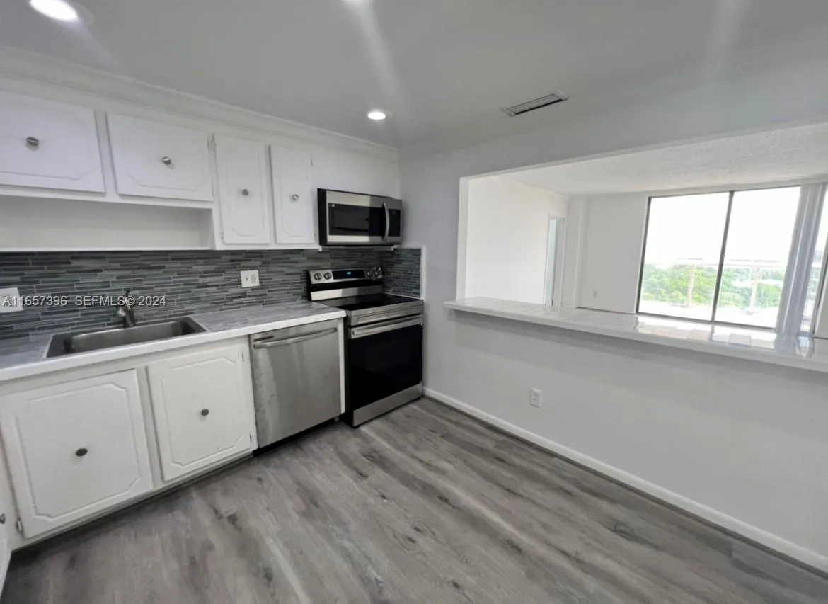13499 Biscayne Blvd # 1205, North Miami FL 33181