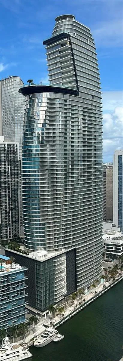 2 bedroom 2 bath for rent at 300 Biscayne Blvd Way # 1909, Miami FL 33131