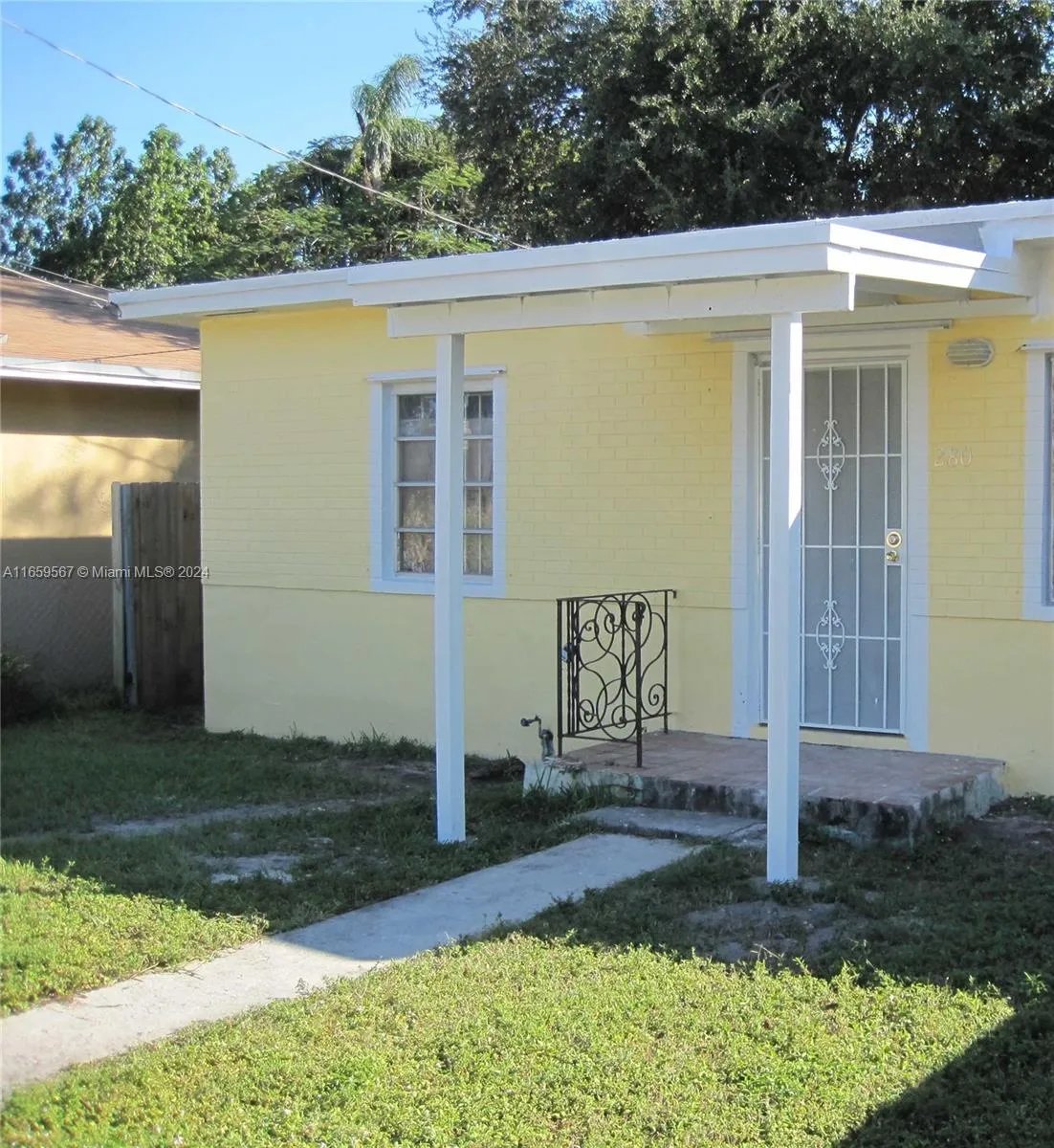 4 bedroom 2 bath for sale at 280 NW 51st St, Miami FL 33127