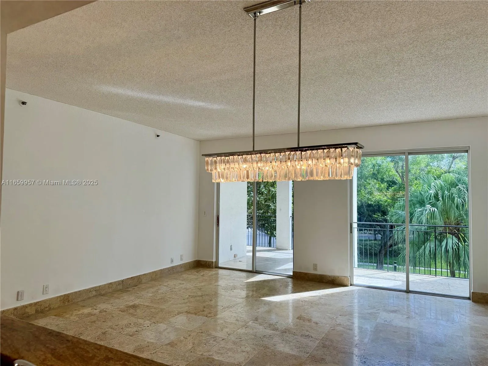 3700 Island Blvd # C202, Aventura FL 33160