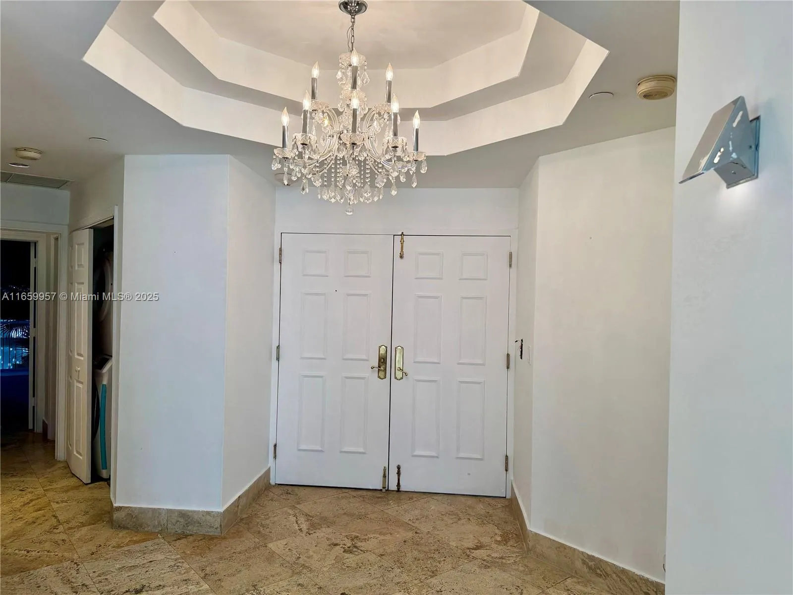 3700 Island Blvd # C202, Aventura FL 33160