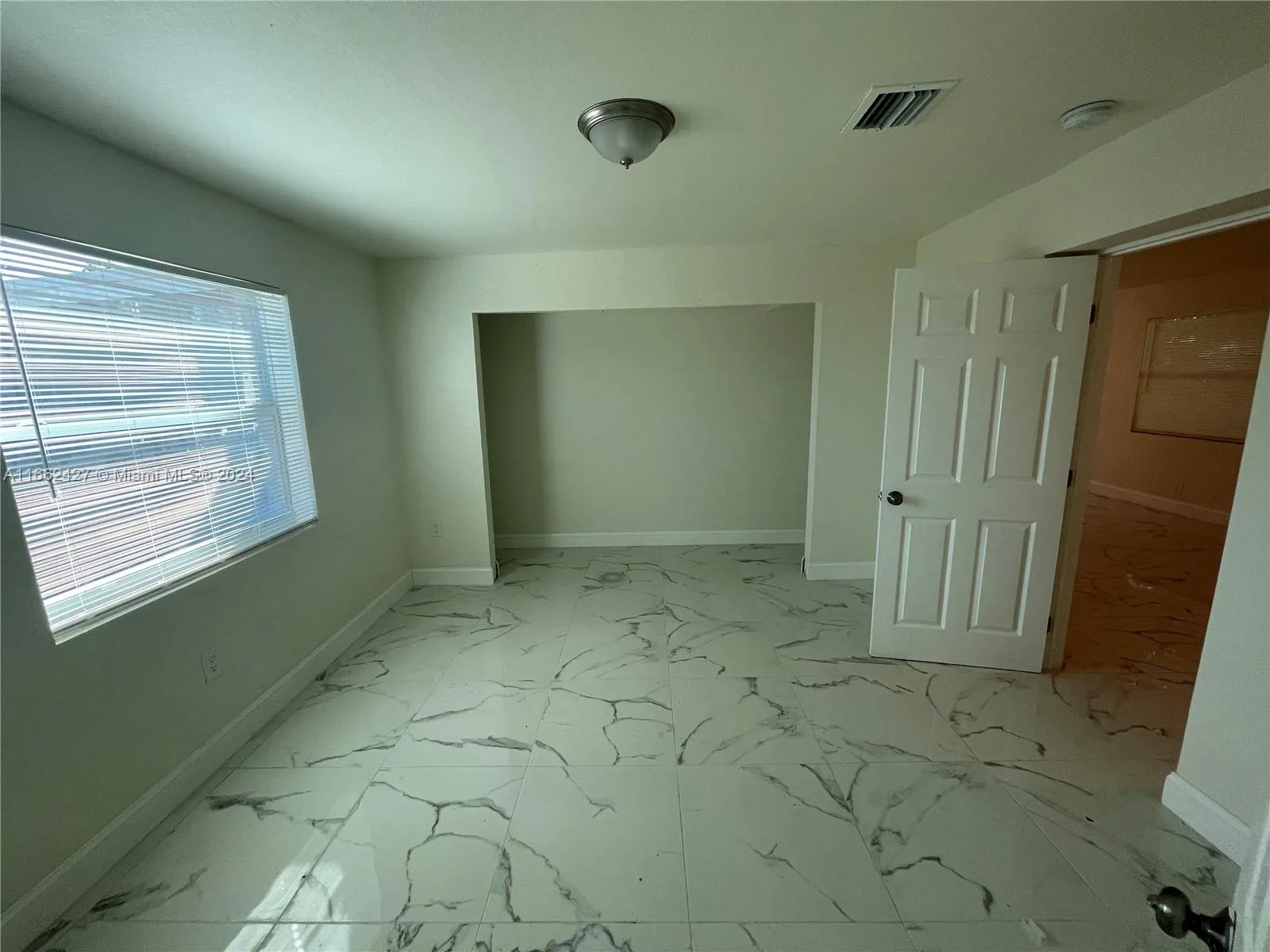 3327 NW 101st St, Miami FL 33147