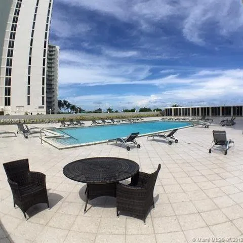 5601 Collins Ave # 523, Miami Beach FL 33140