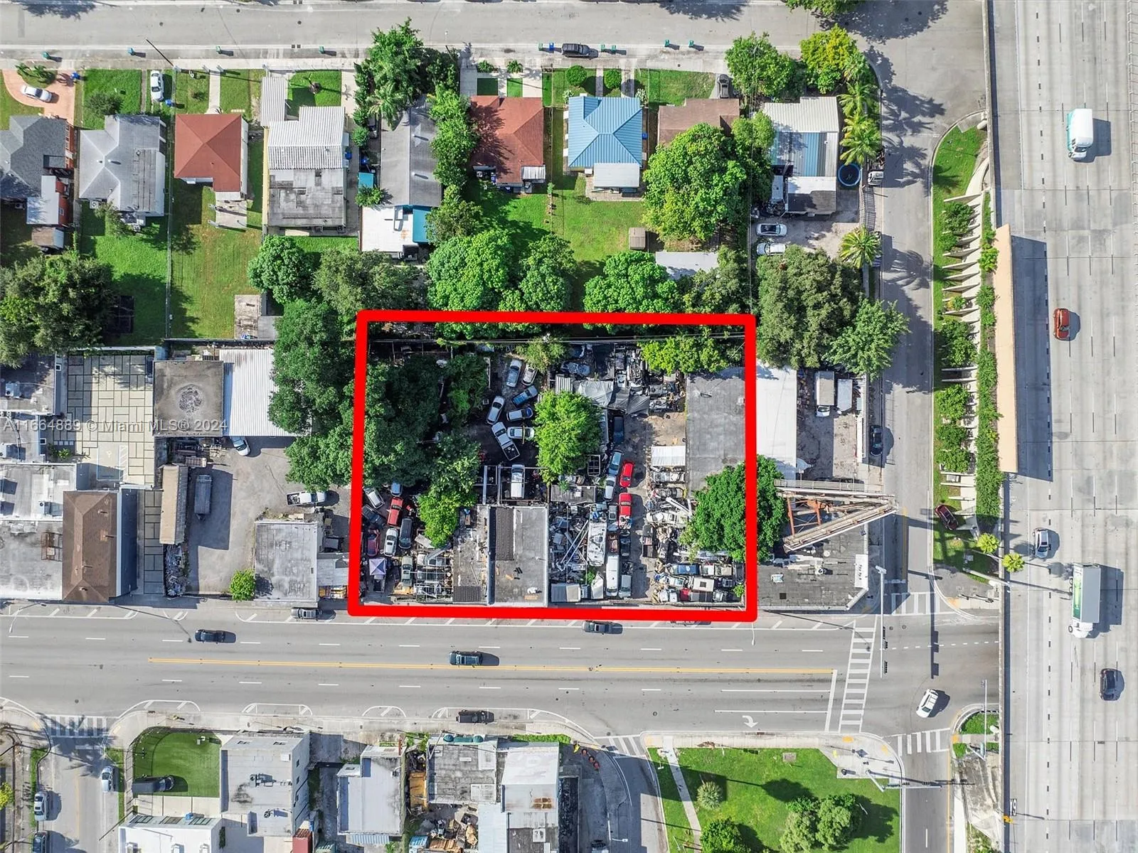 570 NW 54th St, Miami FL 33127