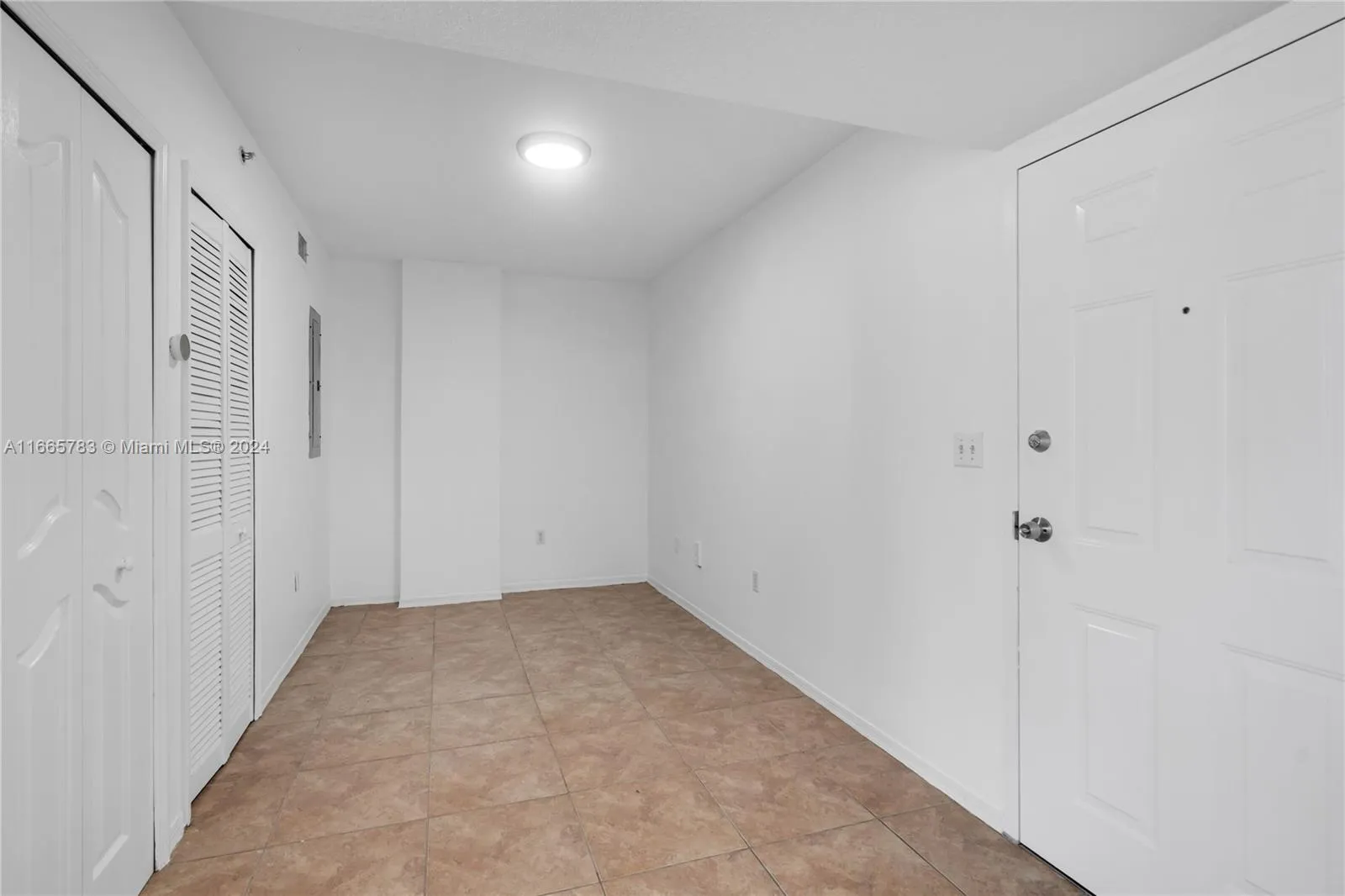 218 NW 12th Ave # 702, Miami FL 33128