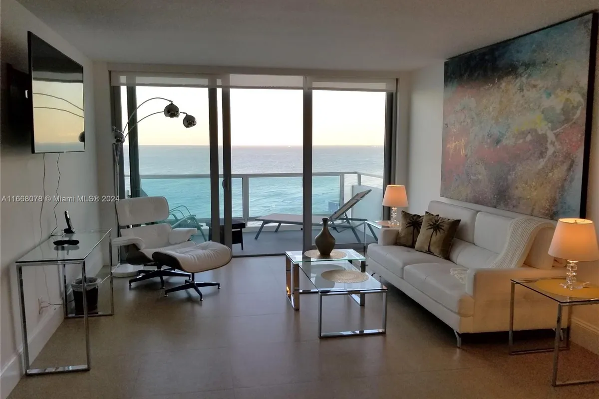 5161 Collins Ave # 1715, Miami Beach FL 33140