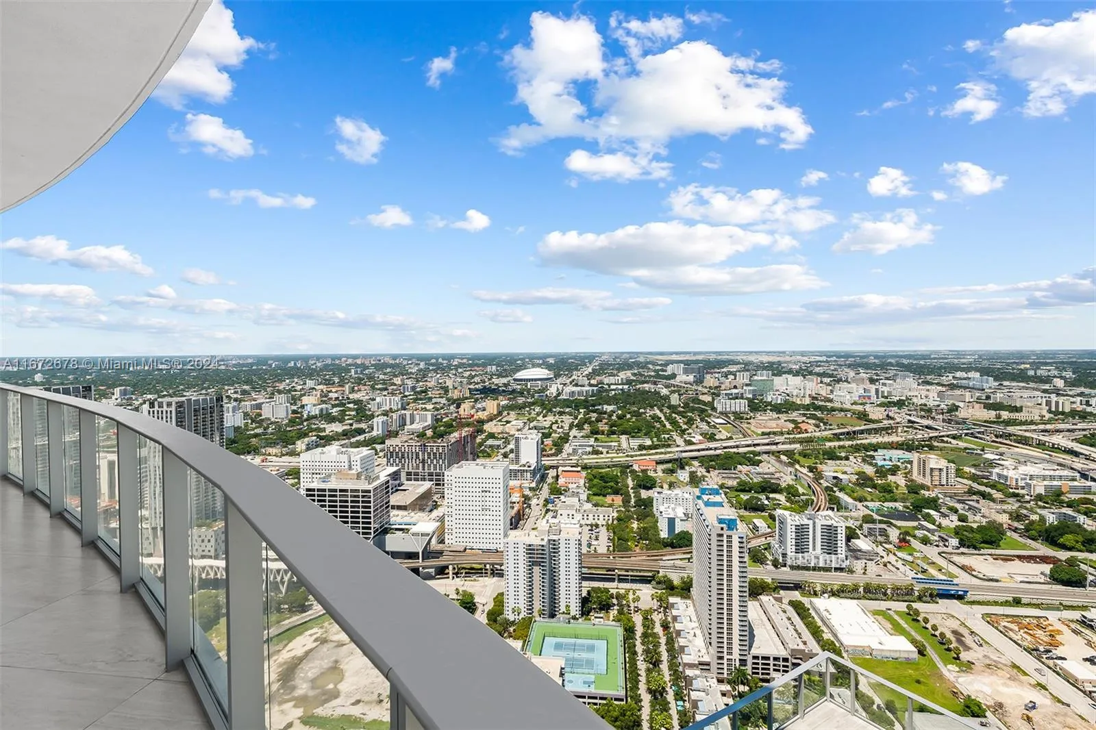 4 bedroom 5 bath for sale at 851 NE 1st Ave # 5402, Miami FL 33132