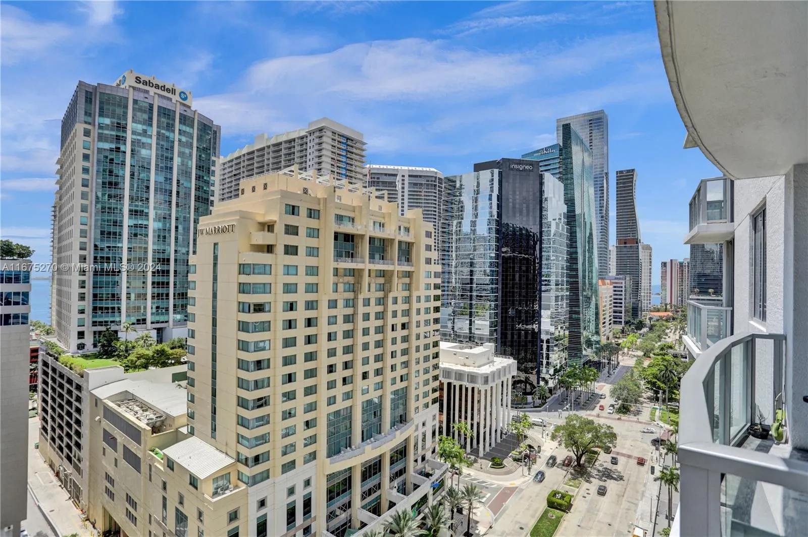 1 bedroom 1 bath for sale at 1060 Brickell Ave # 1703, Miami FL 33131