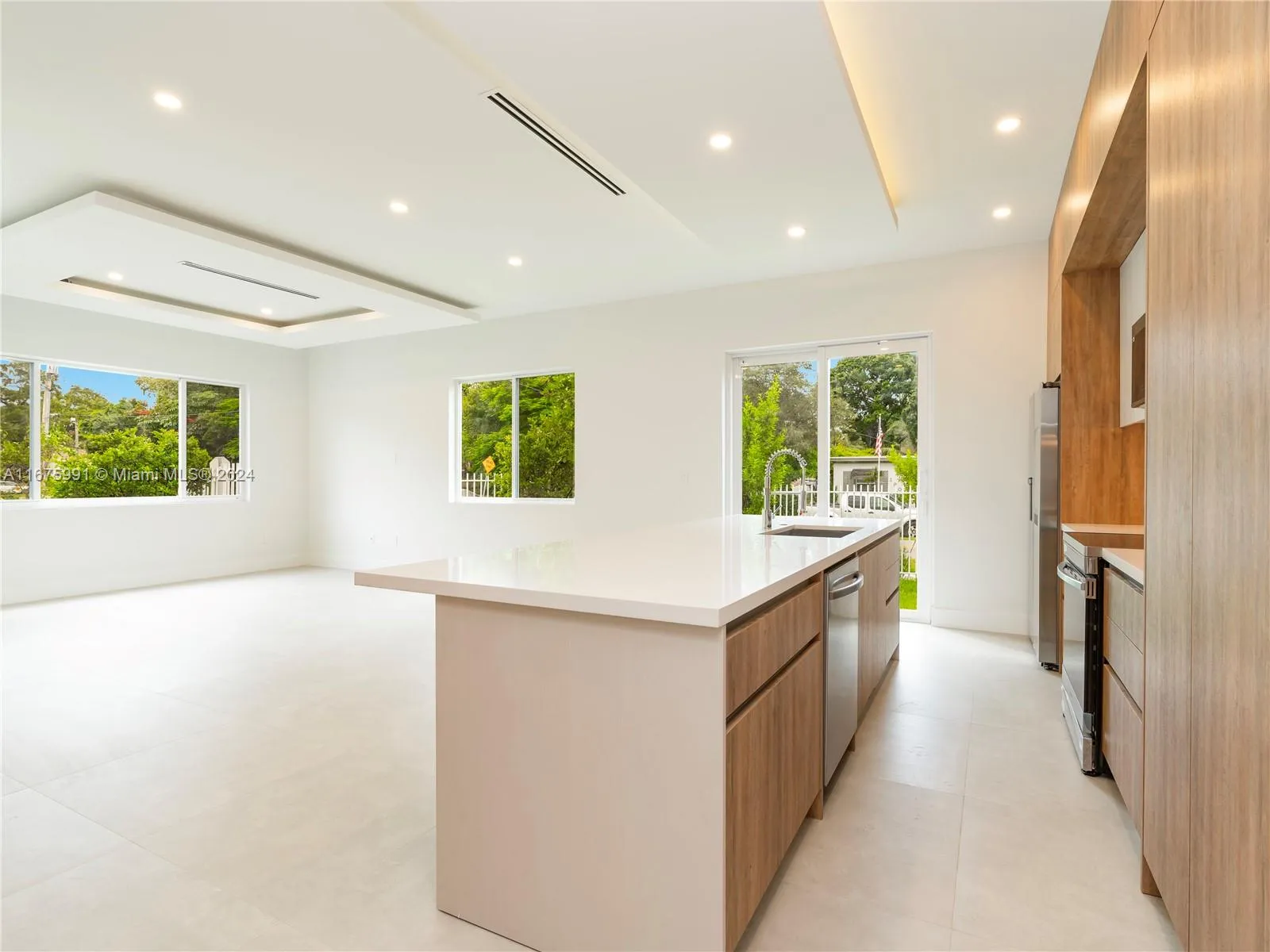 2107 SW 18th Ave, Fort Lauderdale FL 33315