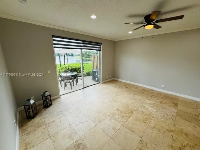 3780 San Simeon Cir, Weston FL 33331
