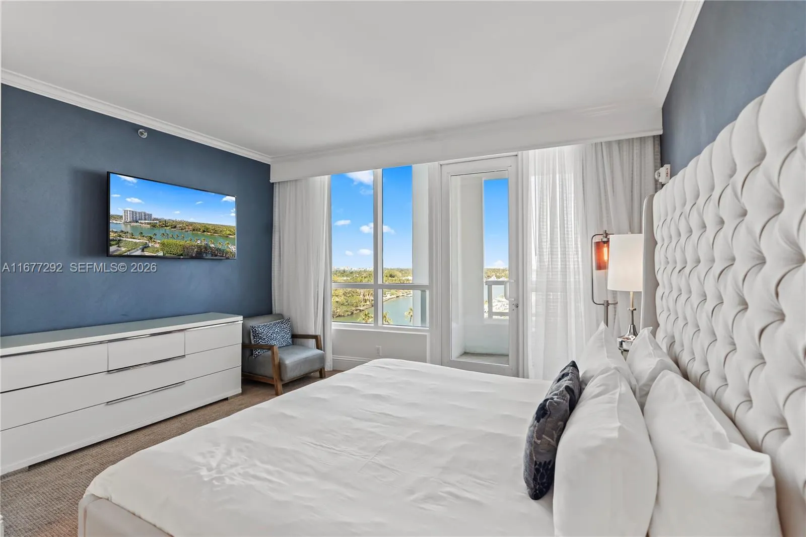 4401 Collins Ave # 915, Miami Beach FL 33140