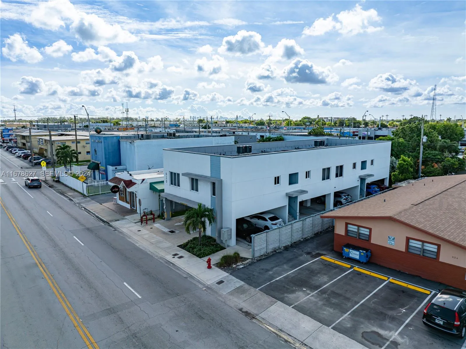 620 W 29th St, Hialeah FL 33012