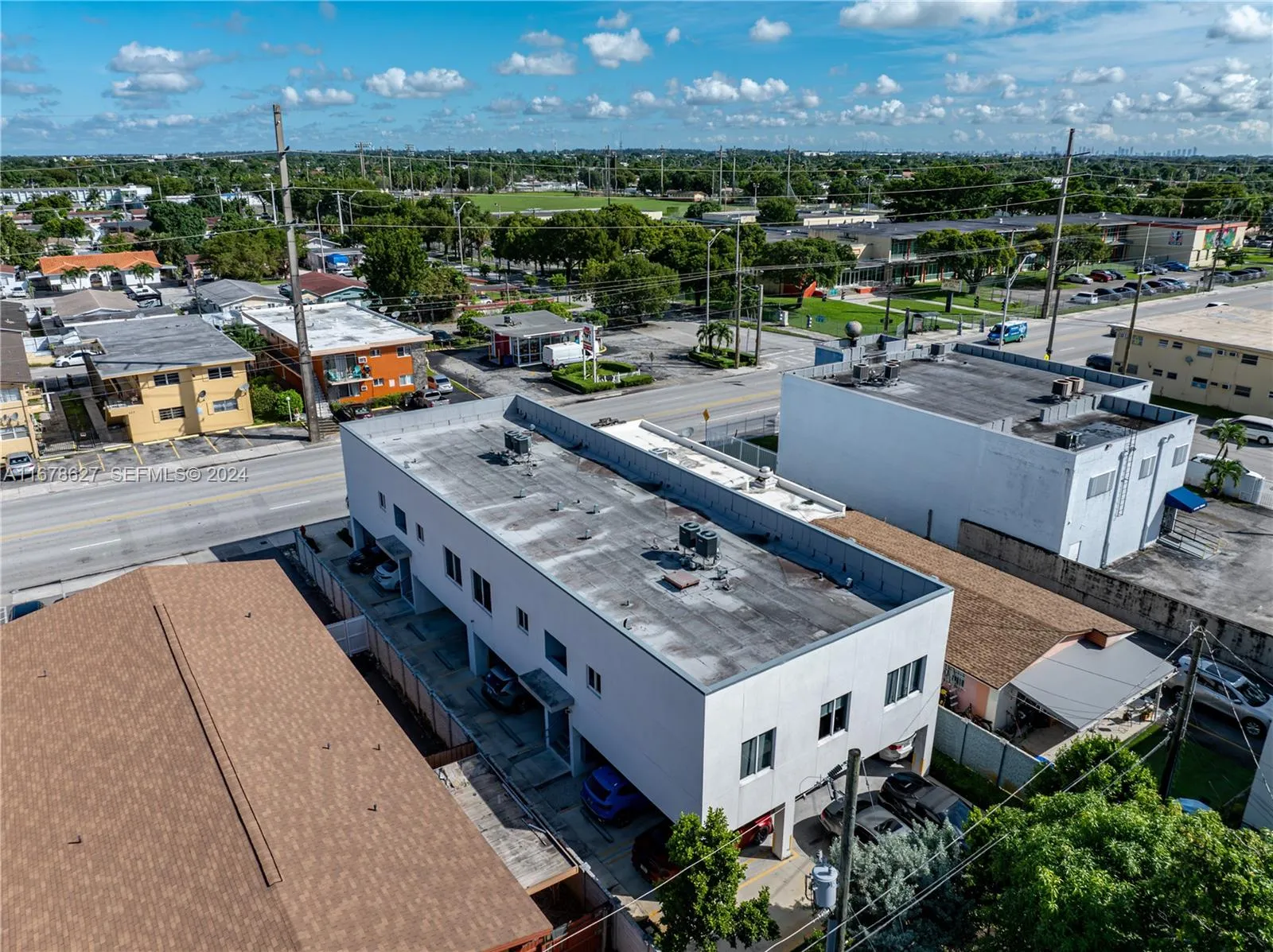 620 W 29th St, Hialeah FL 33012