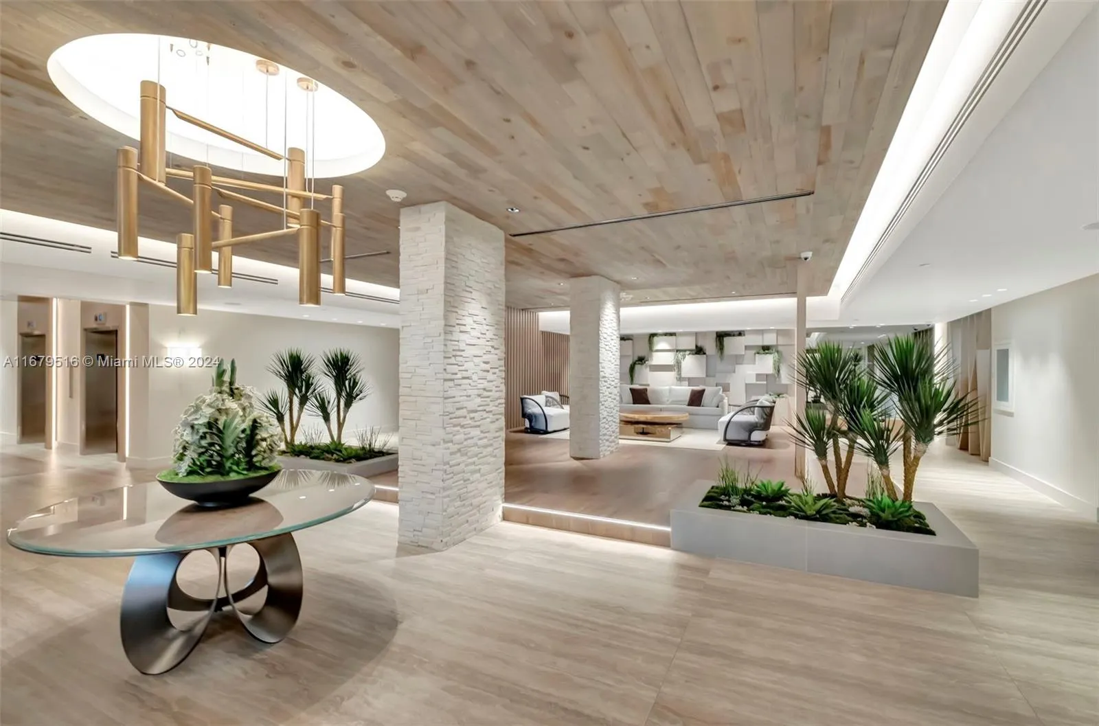 2301 Collins Ave, Miami Beach FL 33139