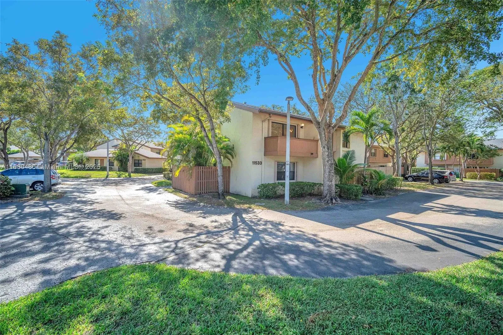 11533 SW 109th Rd # 21G, Miami FL 33176
