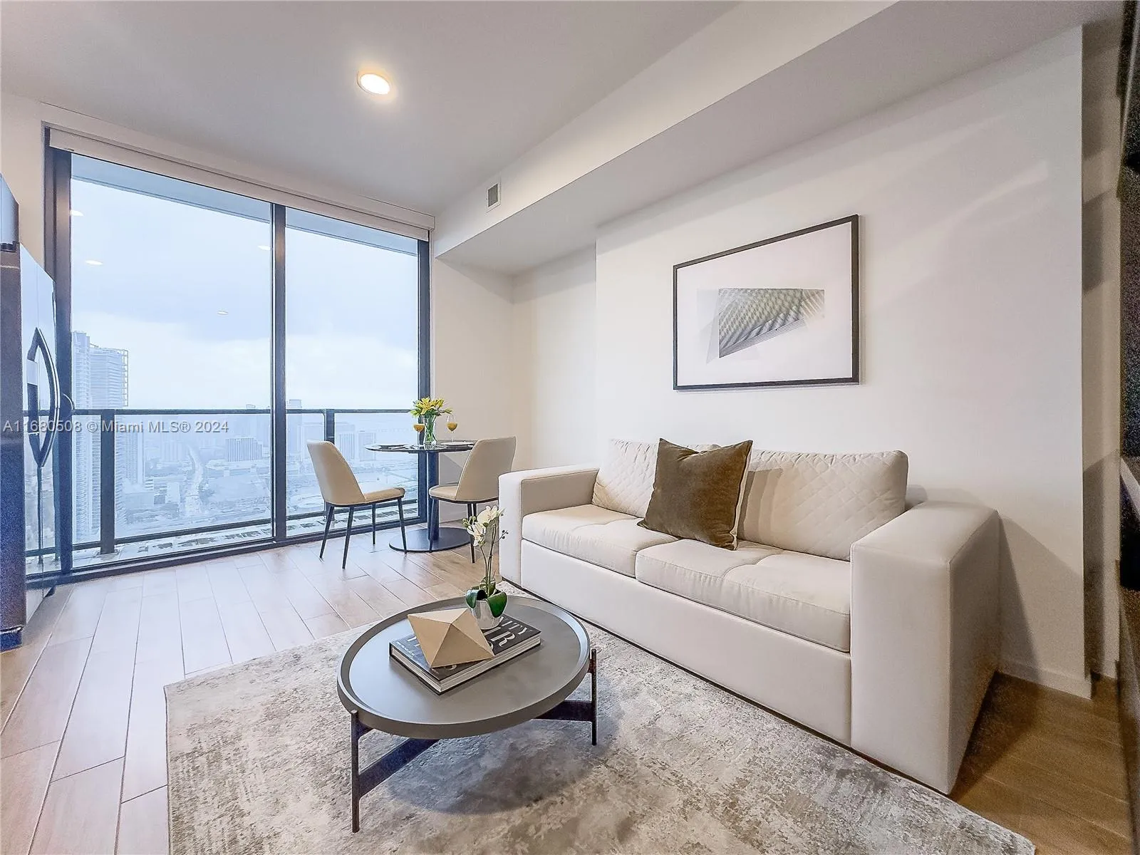 1 bath for sale at 398 NE 5th St # 4107, Miami FL 33132