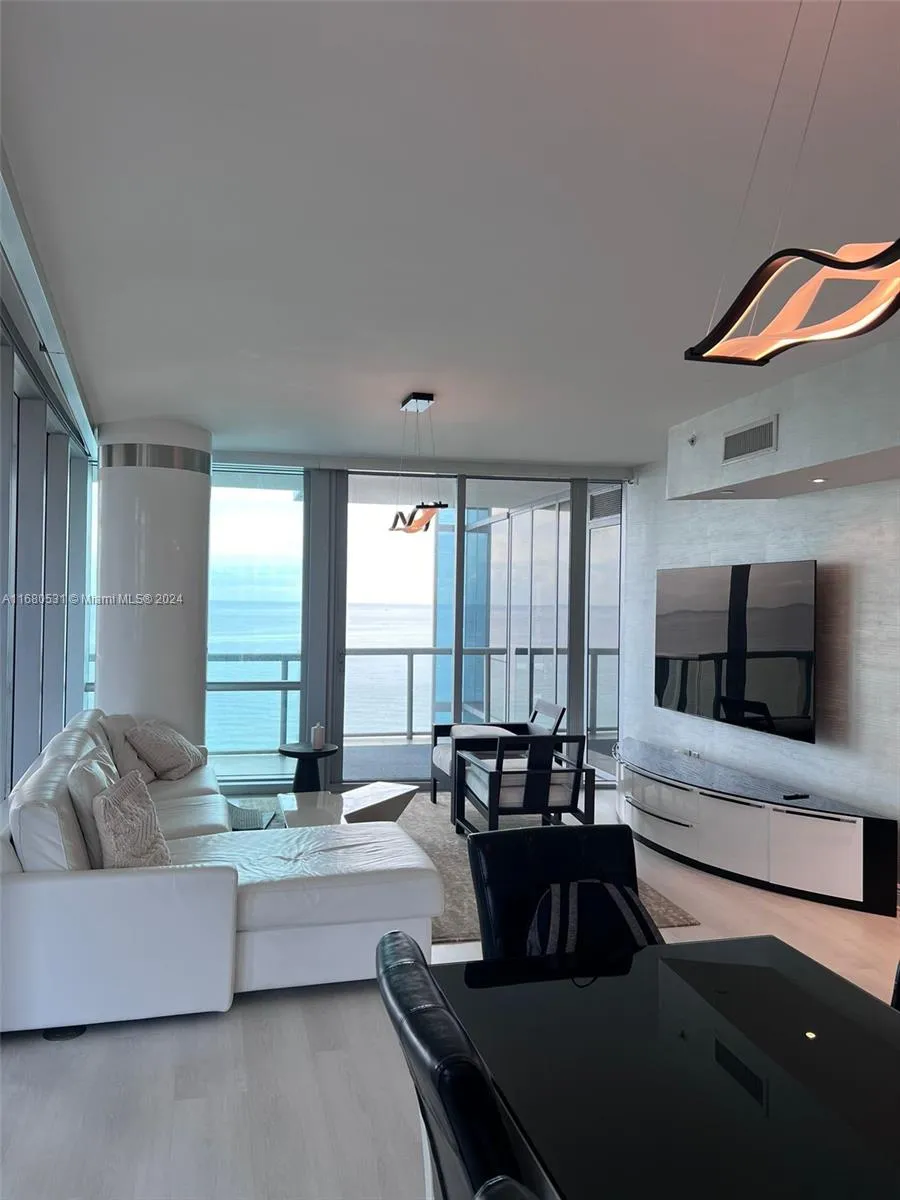 17121 Collins Ave # 1208, Sunny Isles Beach FL 33160