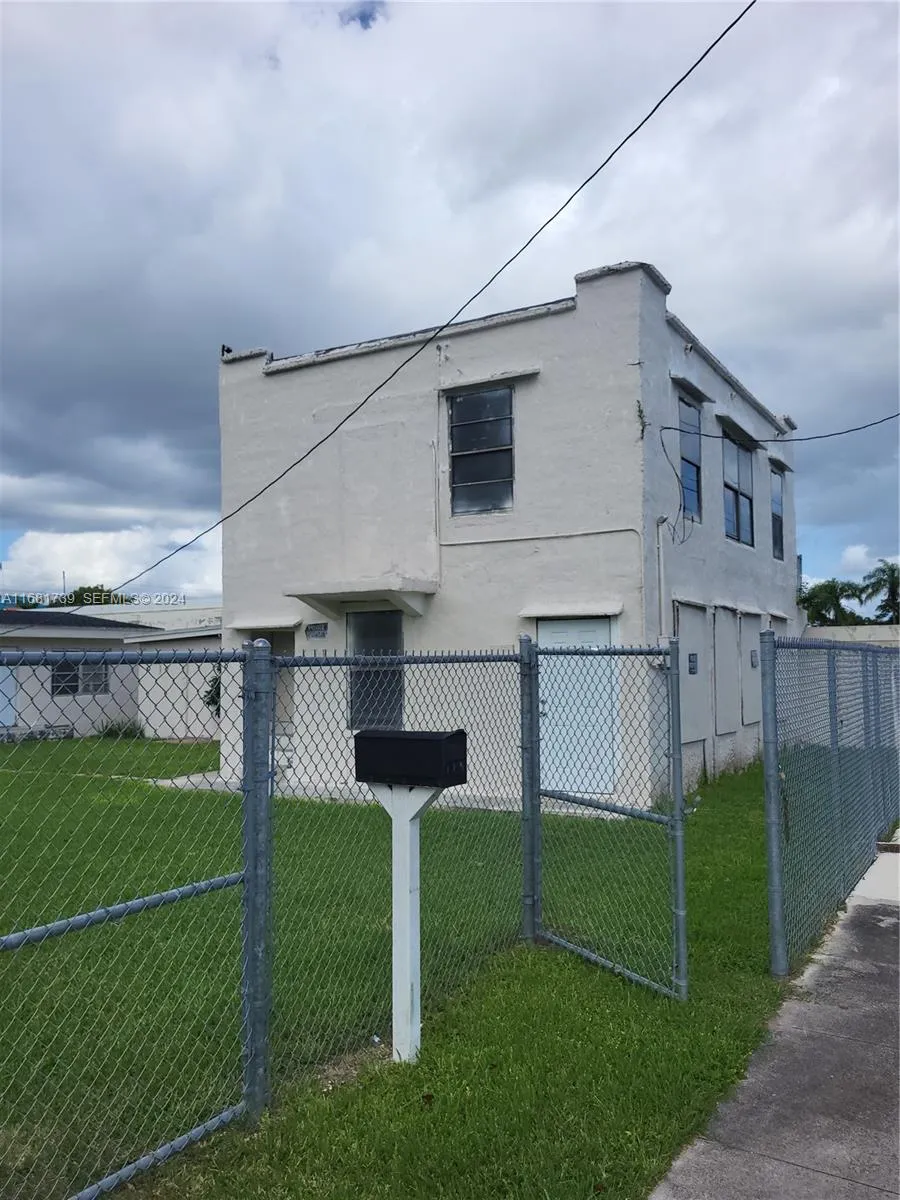104 NE 2nd Rd, Homestead FL 33030