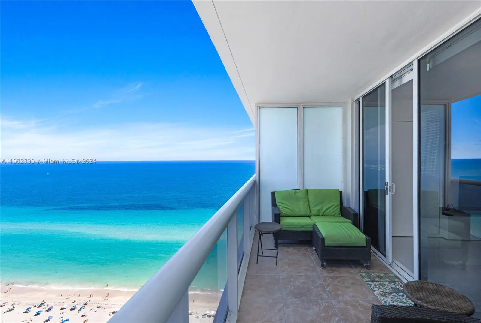 1 bedroom 1 bath for rent at 1830 S Ocean Dr # 2609, Hallandale Beach FL 33009