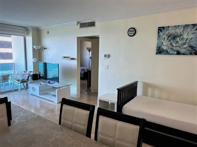 4001 S Ocean Dr # 9L, Hollywood FL 33019