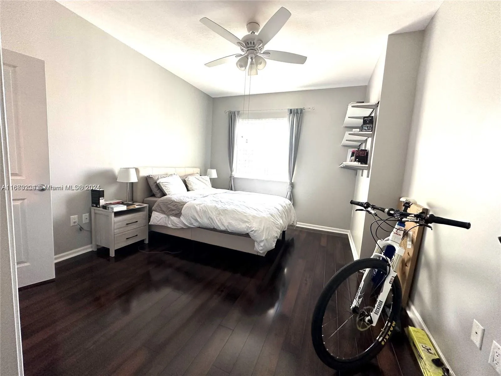 10 Aragon Ave # 1113, Coral Gables FL 33134