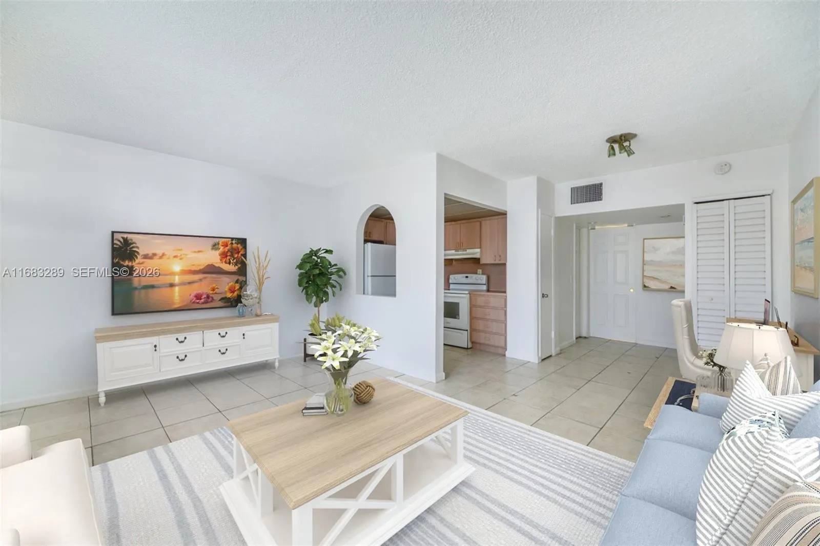 1 bedroom 1 bath for sale at 926 Michigan Ave # 1, Miami Beach FL 33139