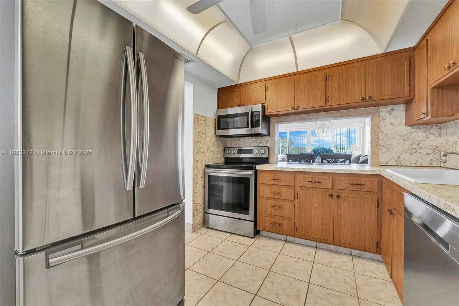 330 SE 2nd St # 303F, Hallandale Beach FL 33009