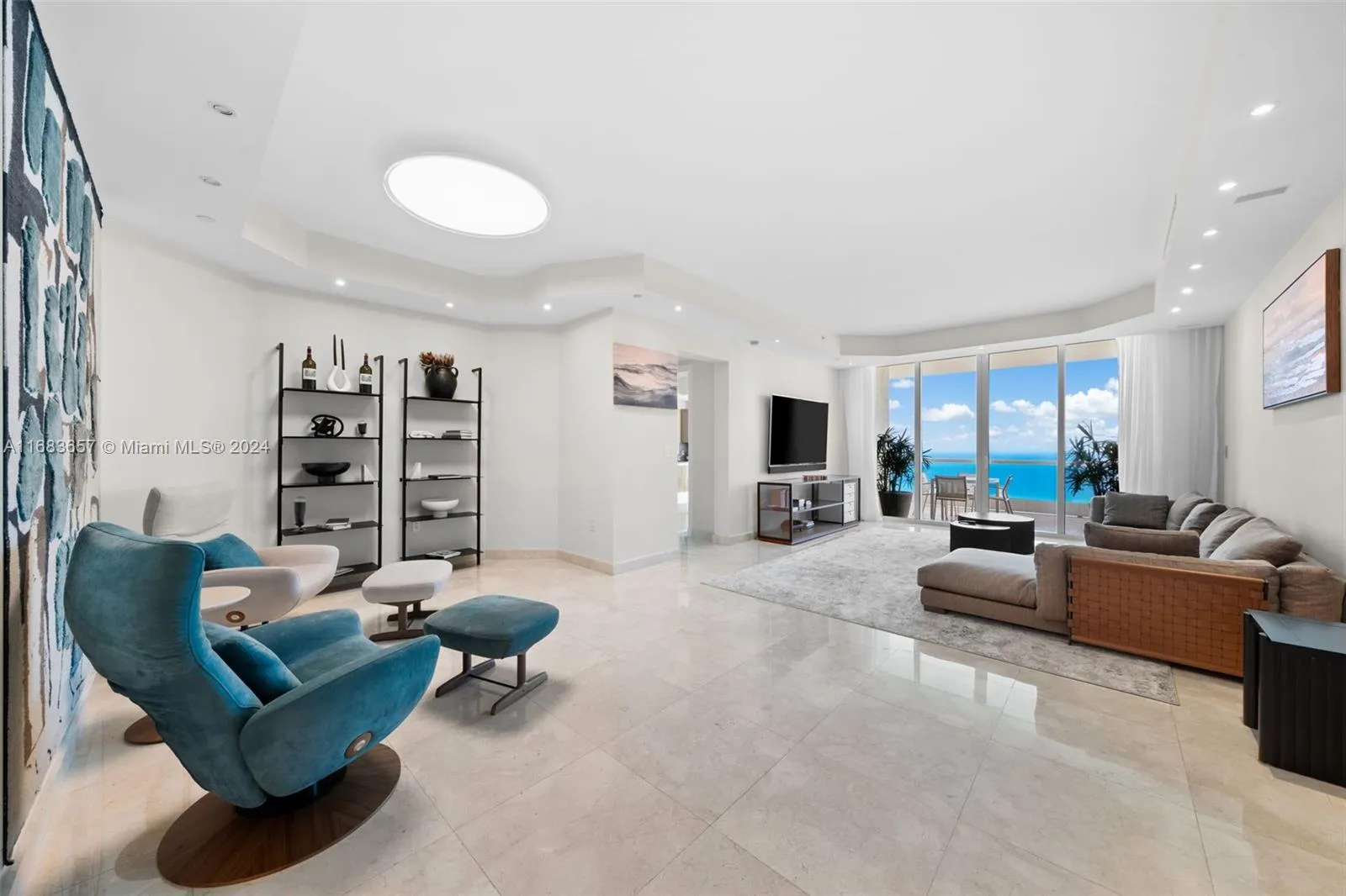 3 bedroom 3 bath for rent at 16047 Collins Ave, Sunny Isles Beach FL 33160