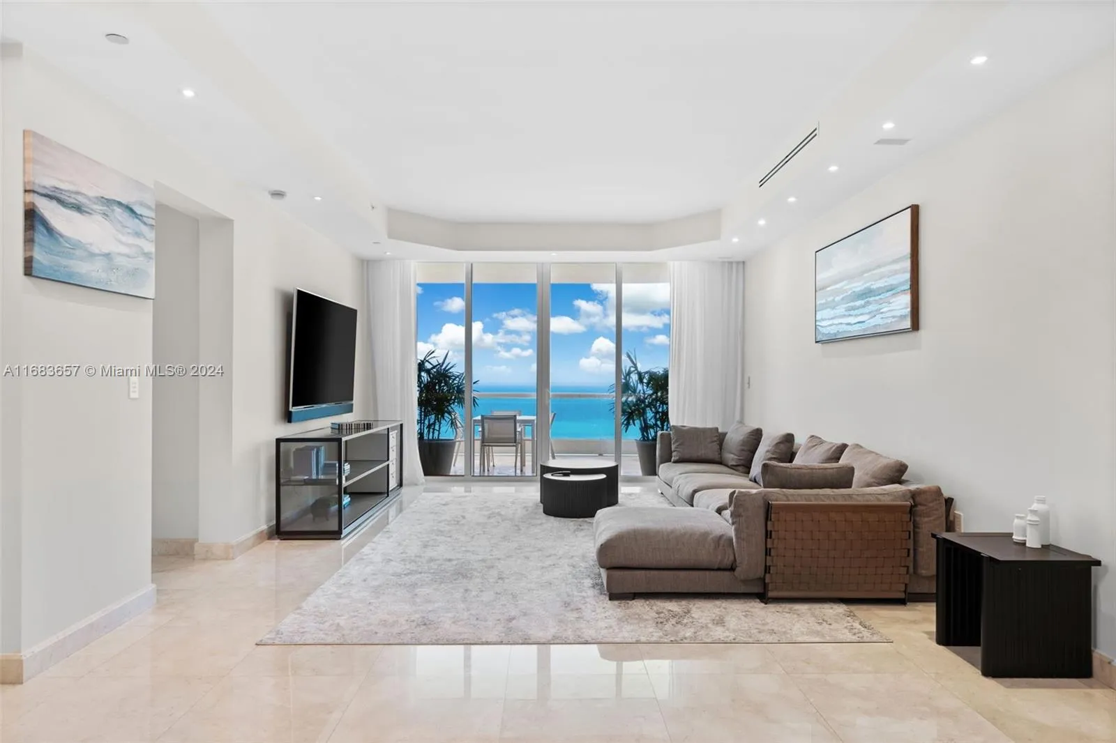 16047 Collins Ave, Sunny Isles Beach FL 33160