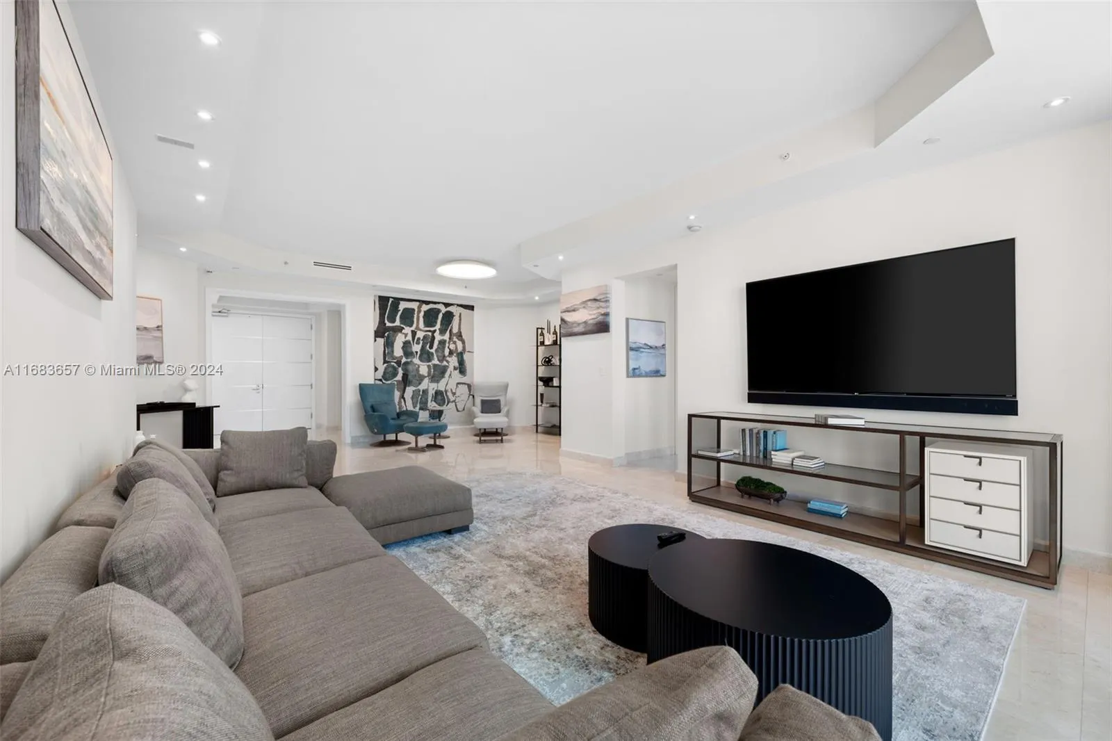 16047 Collins Ave, Sunny Isles Beach FL 33160