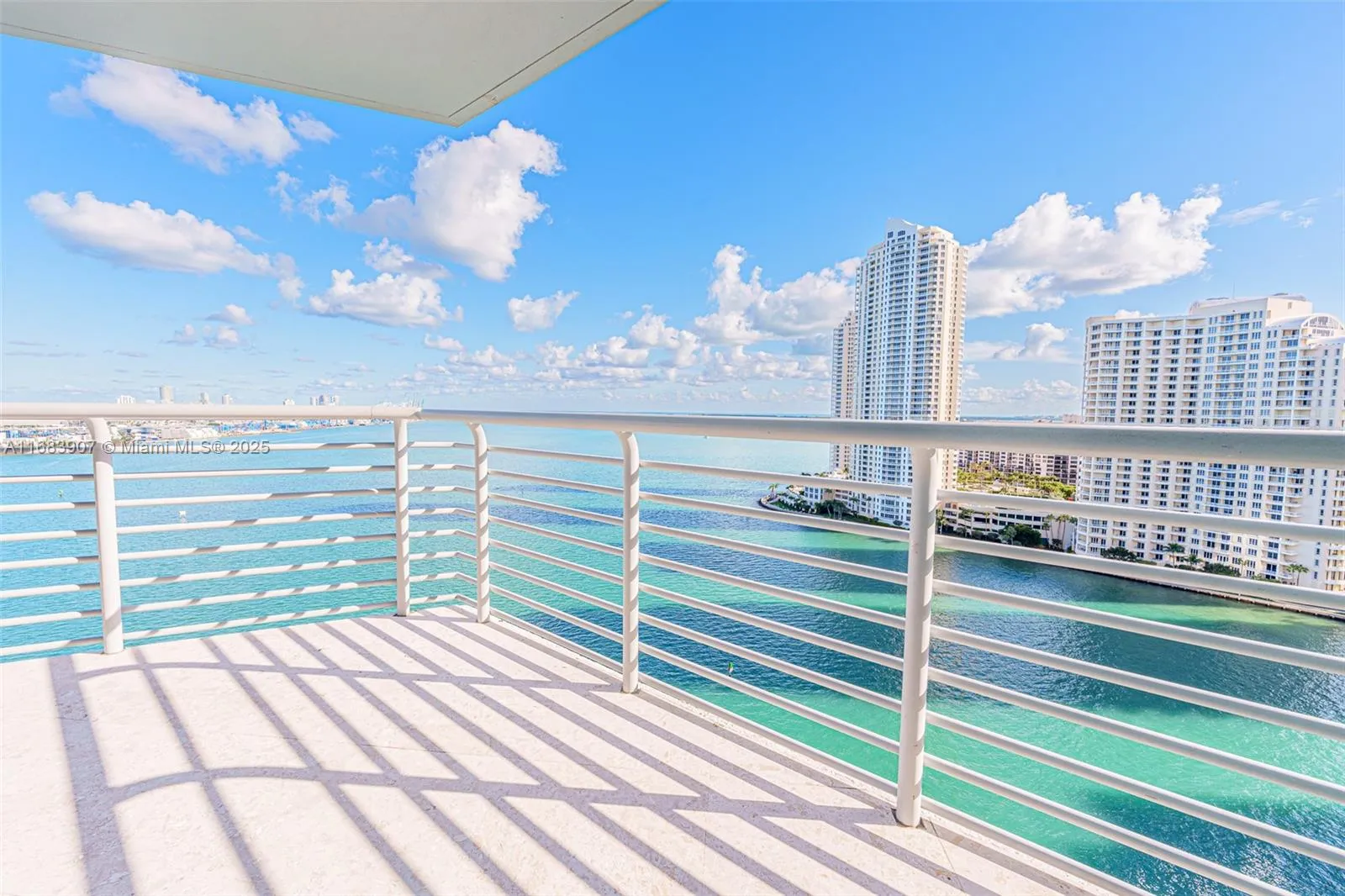 335 S Biscayne Blvd, Miami FL 33131