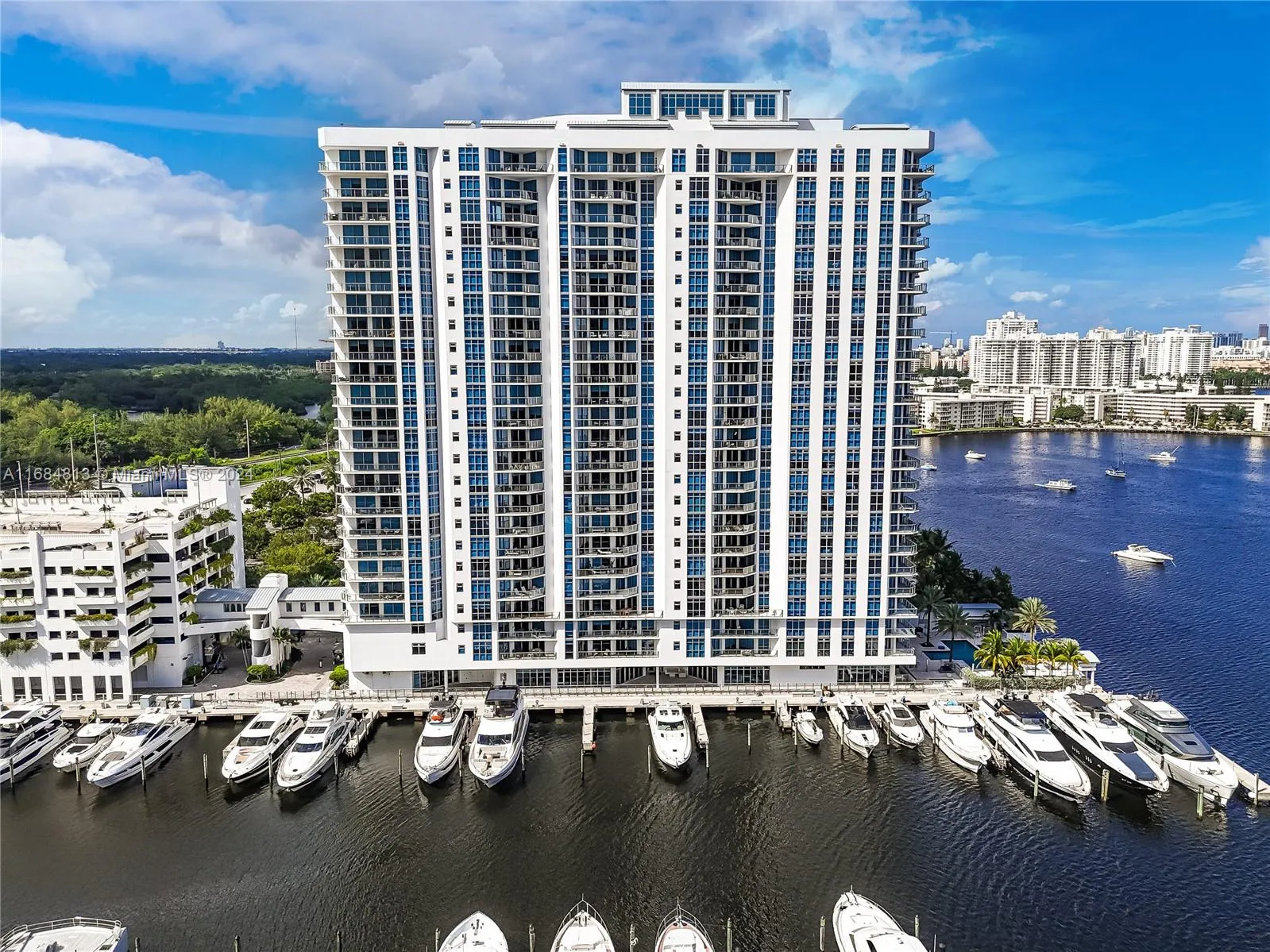 17301 Biscayne, Aventura FL 33160