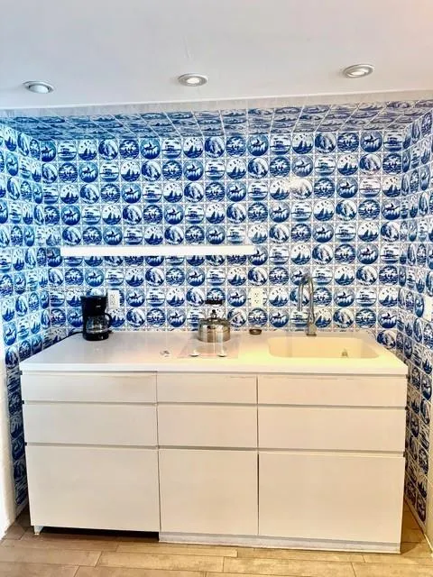 1100 West Ave # 822, Miami Beach FL 33139