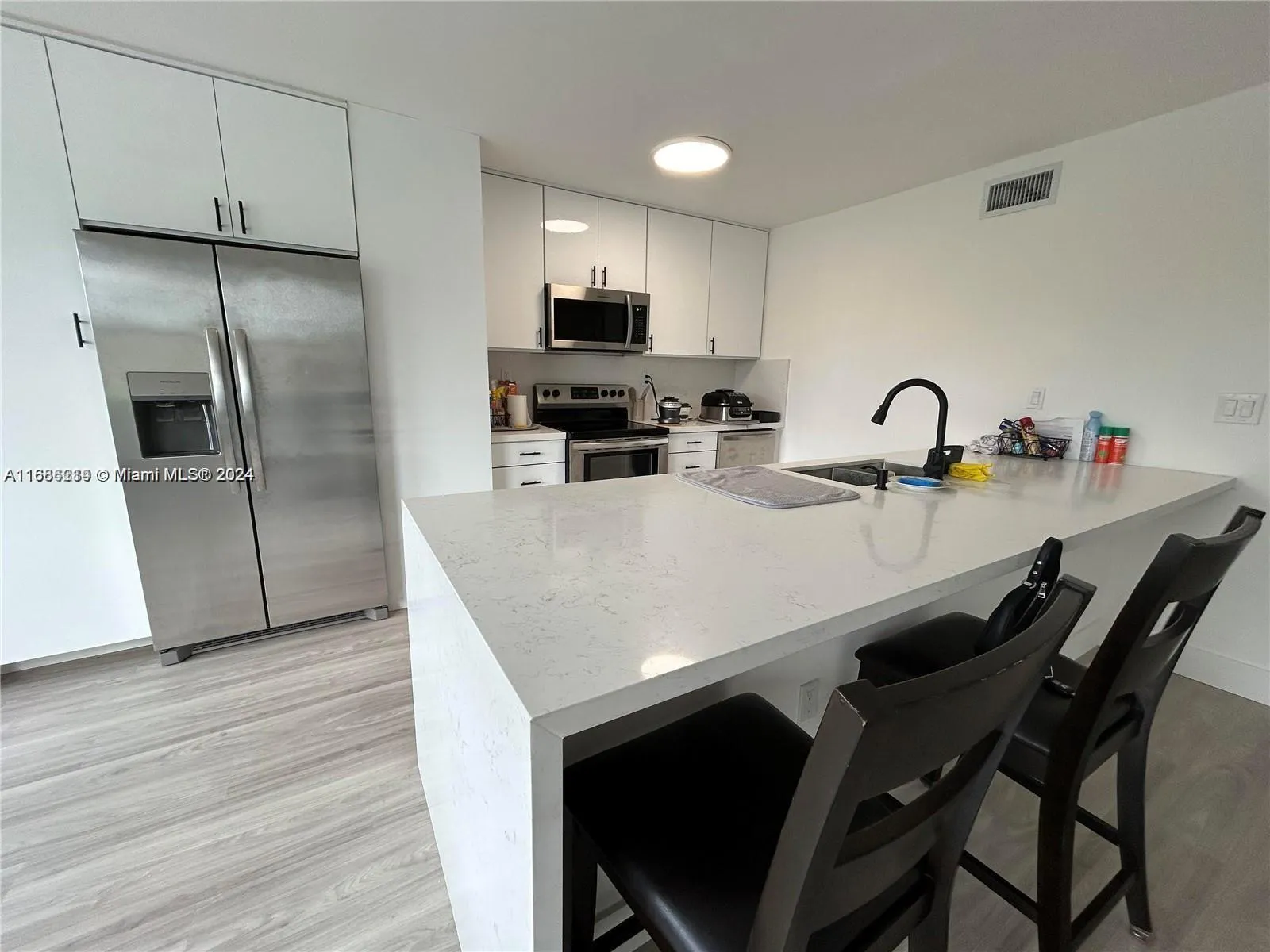 1 bedroom 1 bath for sale at 8657 SW 5th St # 206, Pembroke Pines FL 33025