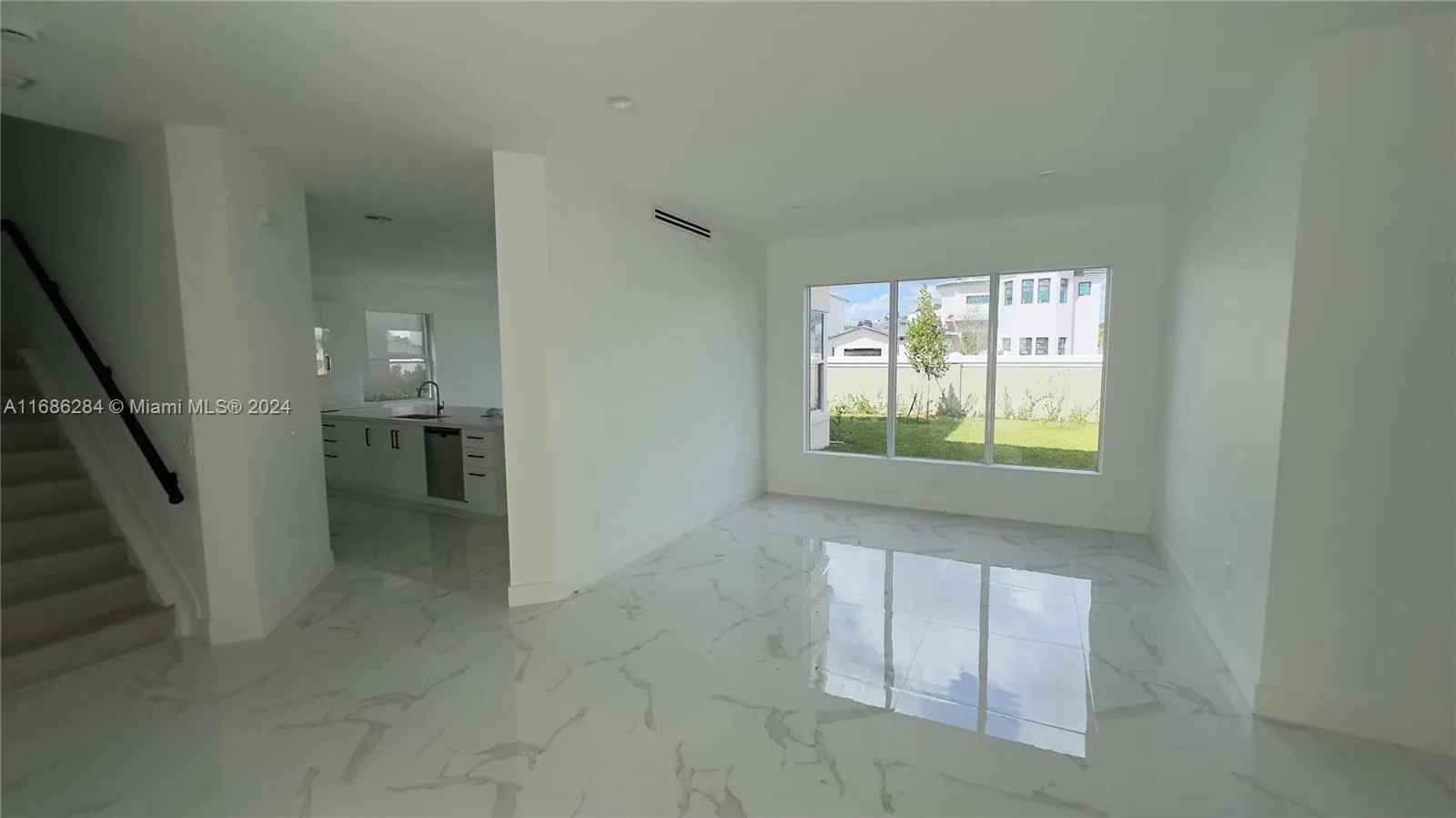 3523 Forest View Cir, Dania Beach FL 33312