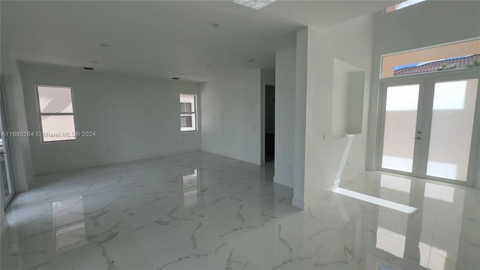 3523 Forest View Cir, Dania Beach FL 33312