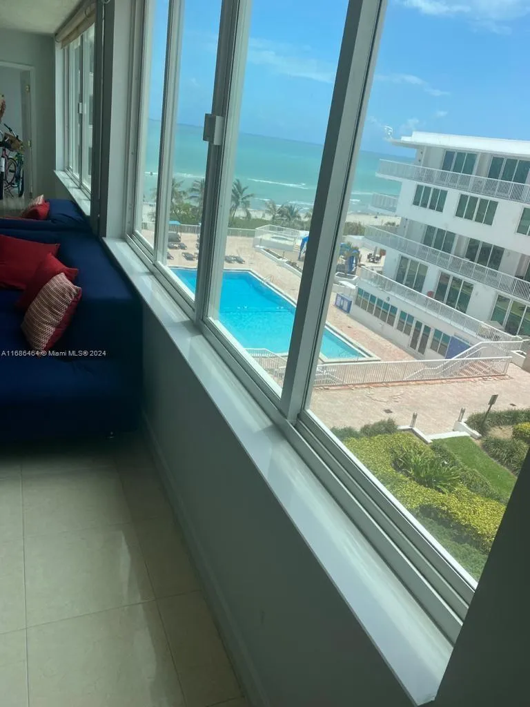 5401 Collins Ave # 412, Miami Beach FL 33140